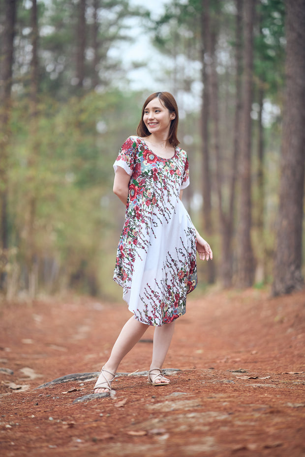 White Flower fabric Dress with Sleeves and Two Pockets